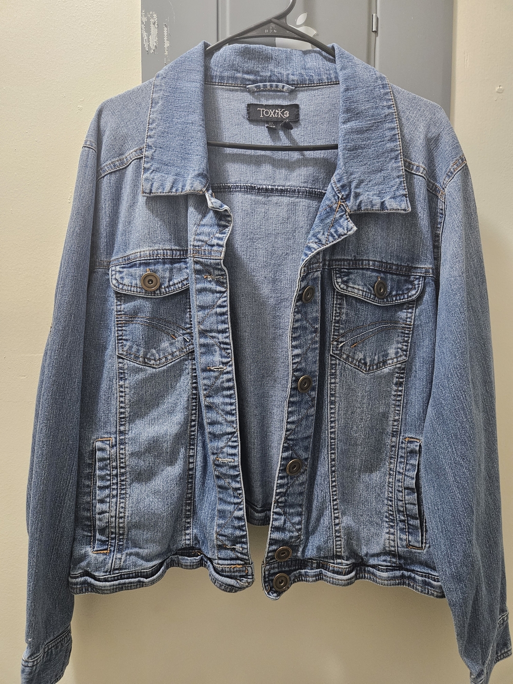 TOXIKG Light Blue Women's Denim Jacket - Classic Jean Jacket